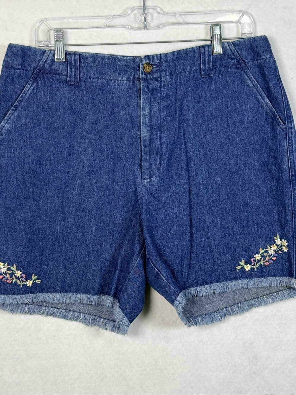 Vintage Floral Embroidered Denim Shorts Frayed Hem High Rise Cottagecore 12 - Picture 6 of 11